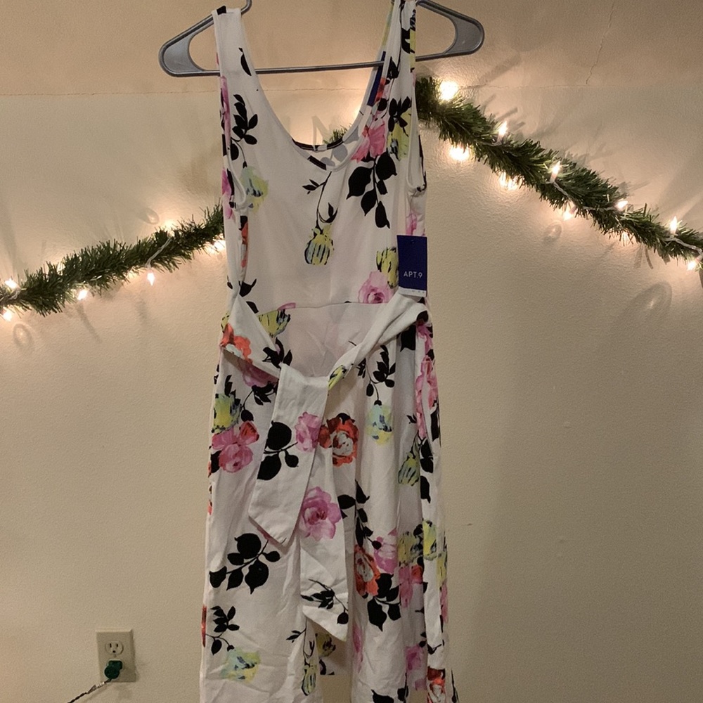 White Dress (WITH POCKETS!)